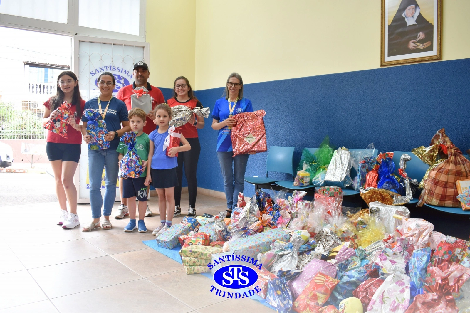 Crianças do Colégio doam brinquedos para o 3º Natal Solidário AMPS 