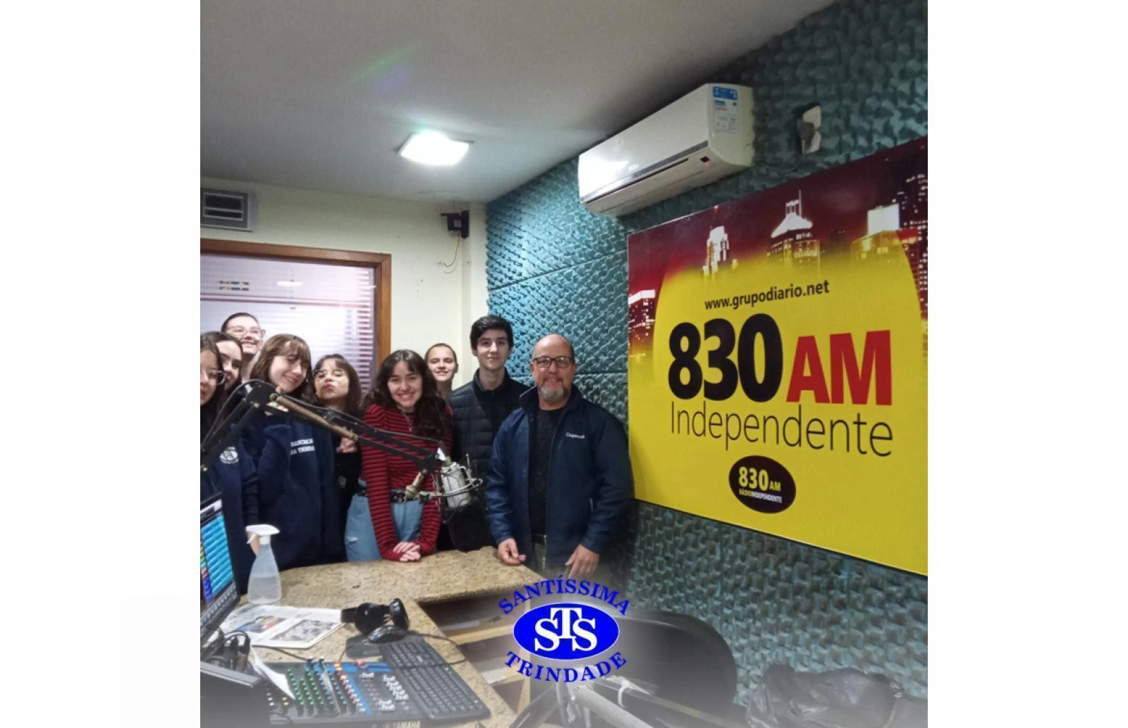 Alunos visitam Jornal Diário Serrano | 9º ano