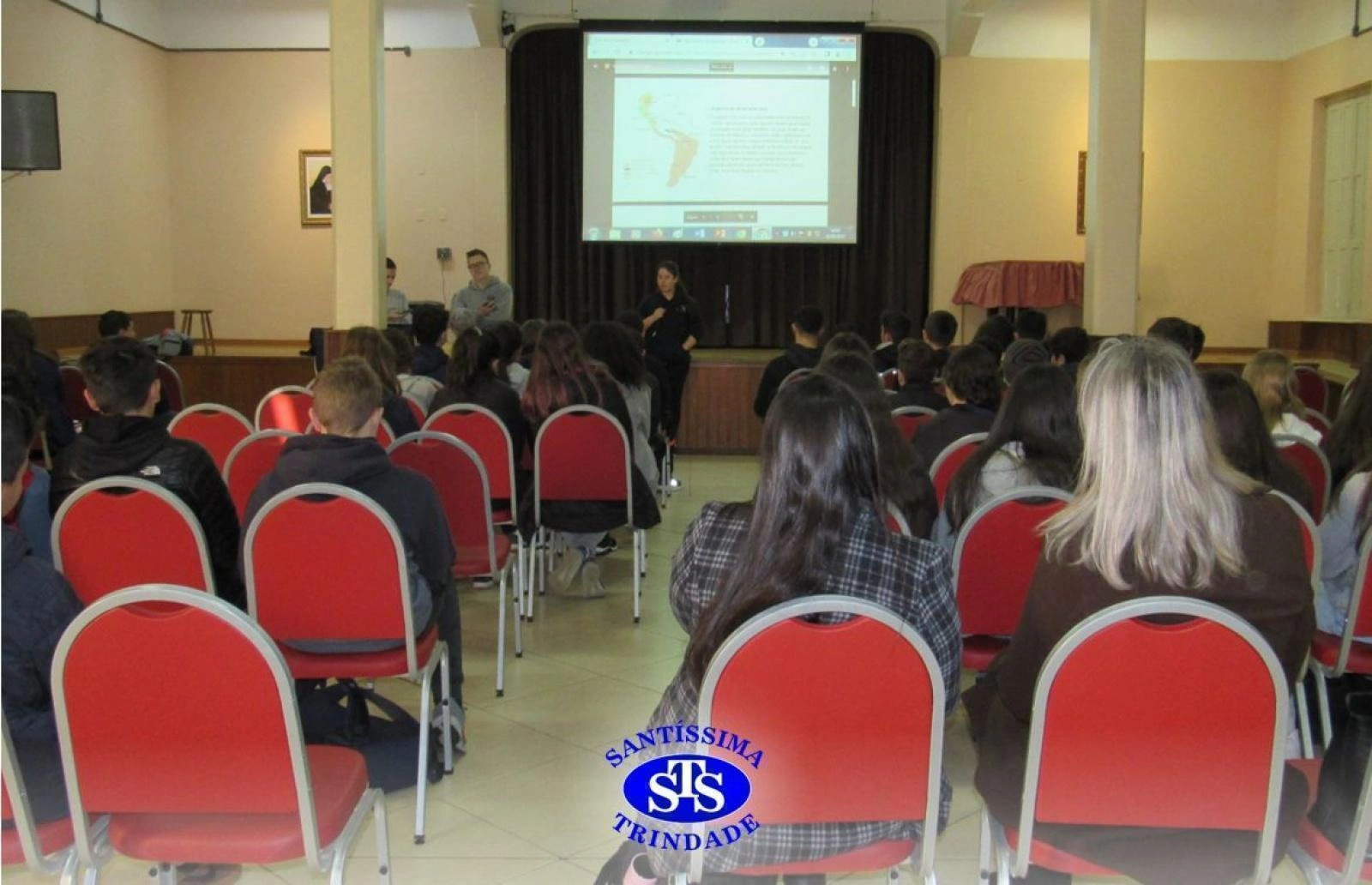 8º ano realizou Seminário dos Povos Pré-colombianos