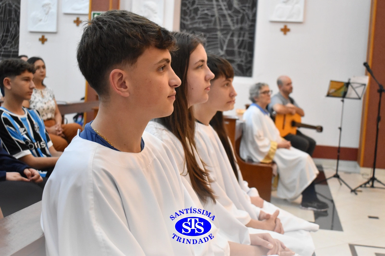 Estudantes participam de Celebração Eucarística na Capela do Colégio