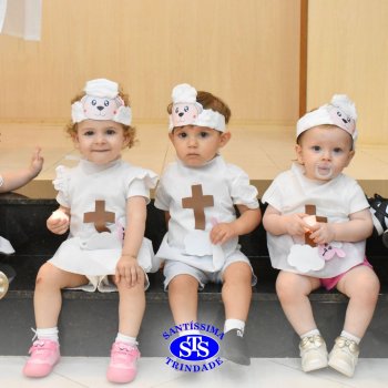 Turmas da Educação Infantil celebram a Páscoa de forma lúdica com partilha do pão, atos de solidariedade e alegria