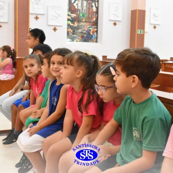 Turmas da Educação Infantil celebram a Páscoa de forma lúdica com partilha do pão, atos de solidariedade e alegria