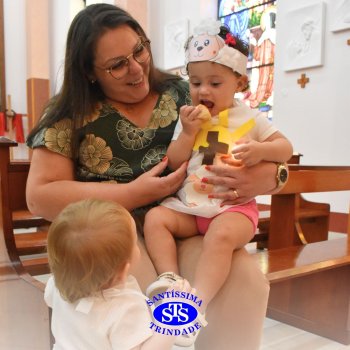 Turmas da Educação Infantil celebram a Páscoa de forma lúdica com partilha do pão, atos de solidariedade e alegria