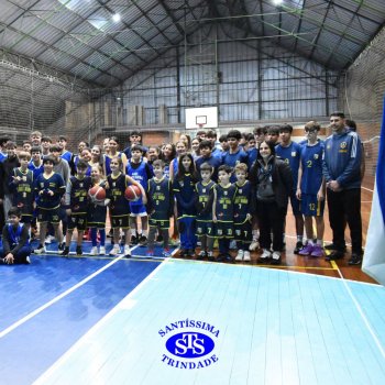 Santíssima e Sant’Anna participam de jogos amistosos de basquete