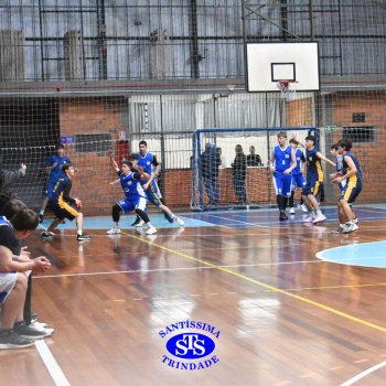 Santíssima e Sant’Anna participam de jogos amistosos de basquete