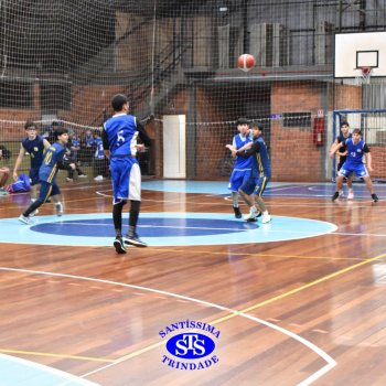Santíssima e Sant’Anna participam de jogos amistosos de basquete