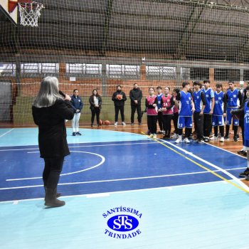 Santíssima e Sant’Anna participam de jogos amistosos de basquete