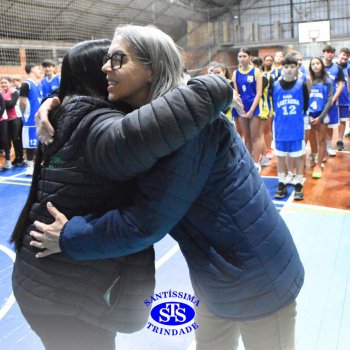 Santíssima e Sant’Anna participam de jogos amistosos de basquete