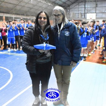 Santíssima e Sant’Anna participam de jogos amistosos de basquete