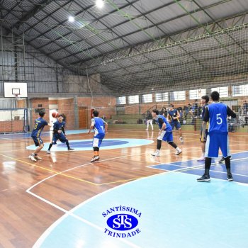 Santíssima e Sant’Anna participam de jogos amistosos de basquete