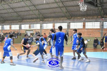 Santíssima e Sant’Anna participam de jogos amistosos de basquete