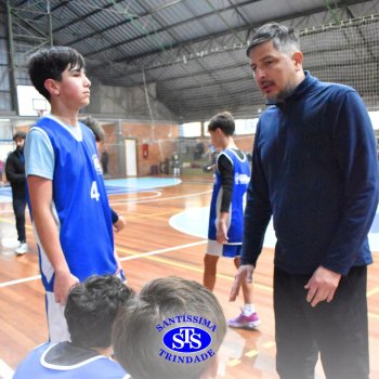 Santíssima e Sant’Anna participam de jogos amistosos de basquete