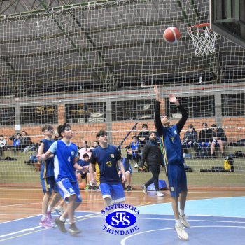Santíssima e Sant’Anna participam de jogos amistosos de basquete