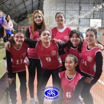 Santíssima e Sant’Anna participam de jogos amistosos de basquete