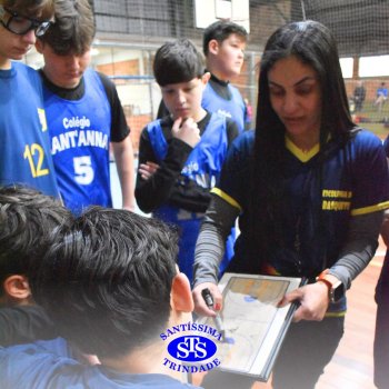 Santíssima e Sant’Anna participam de jogos amistosos de basquete