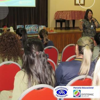 Reuniões com diversas equipes sobre a educação bilíngue 