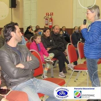 Reuniões com diversas equipes sobre a educação bilíngue 
