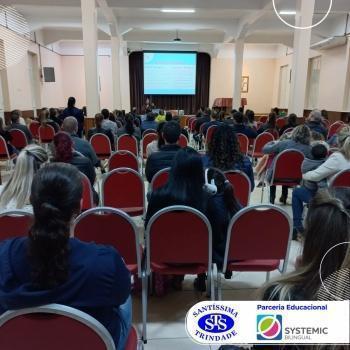 Reuniões com diversas equipes sobre a educação bilíngue 
