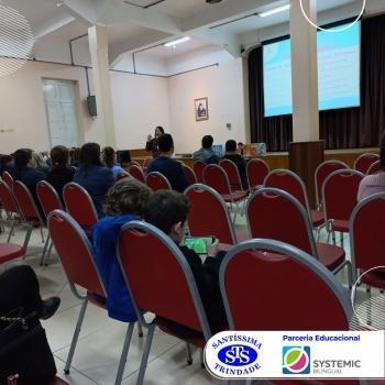 Reuniões com diversas equipes sobre a educação bilíngue 