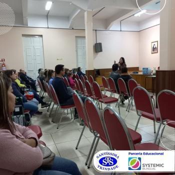 Reuniões com diversas equipes sobre a educação bilíngue 