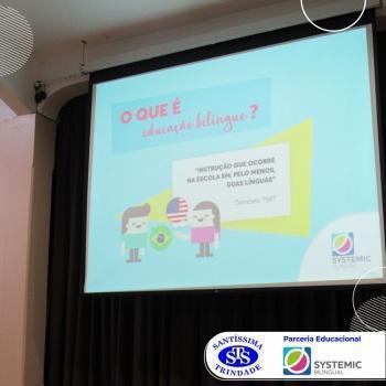 Reuniões com diversas equipes sobre a educação bilíngue 