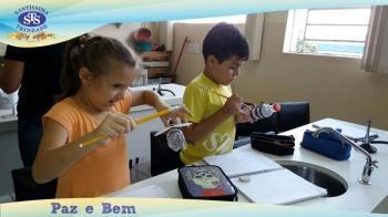 3º ano - Aula no Laboratório de Ciências