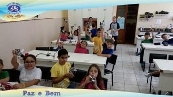 3º ano - Aula no Laboratório de Ciências