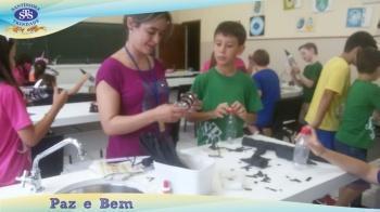 3º ano - Aula no Laboratório de Ciências