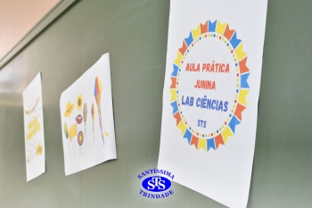 Clima junino chega ao Laboratório de Ciências com as pipocas dançantes