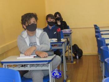 Volta às aulas presenciais: 3º, 6º e 7º anos