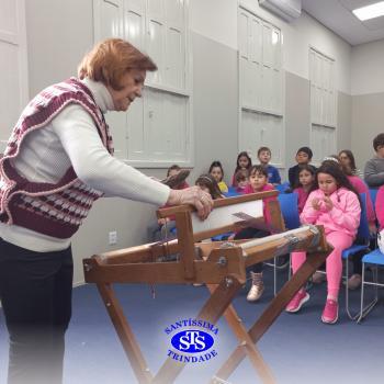 Alunos estudam importância do trabalho manual | 2º ano