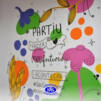 Mural embeleza espaço do Colégio 