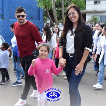 Caminhada Franciscana pela Paz percorre ruas de Cruz Alta