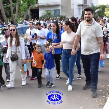 Caminhada Franciscana pela Paz percorre ruas de Cruz Alta