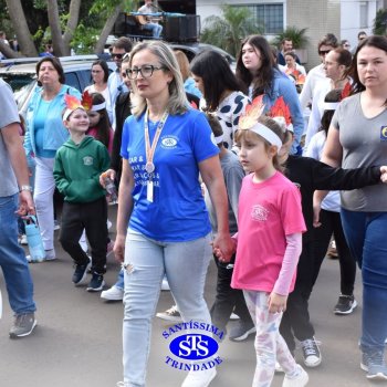 Caminhada Franciscana pela Paz percorre ruas de Cruz Alta