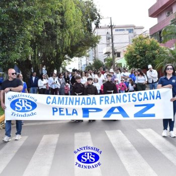 Caminhada Franciscana pela Paz percorre ruas de Cruz Alta