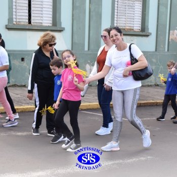 Caminhada Franciscana pela Paz percorre ruas de Cruz Alta