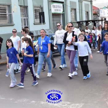 Caminhada Franciscana pela Paz percorre ruas de Cruz Alta