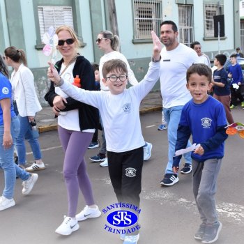 Caminhada Franciscana pela Paz percorre ruas de Cruz Alta