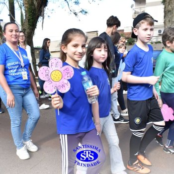 Caminhada Franciscana pela Paz percorre ruas de Cruz Alta
