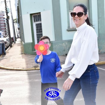 Caminhada Franciscana pela Paz percorre ruas de Cruz Alta