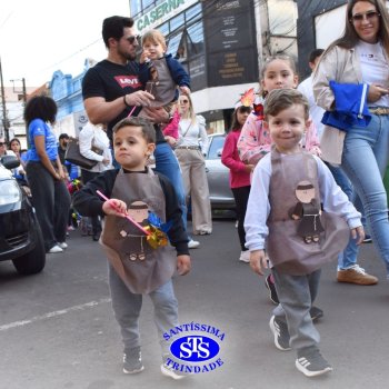 Caminhada Franciscana pela Paz percorre ruas de Cruz Alta