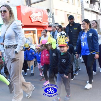 Caminhada Franciscana pela Paz percorre ruas de Cruz Alta