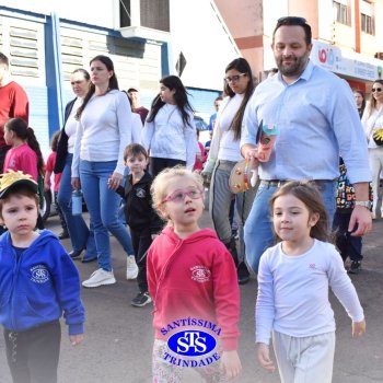 Caminhada Franciscana pela Paz percorre ruas de Cruz Alta
