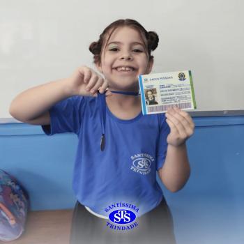 Alunos recebem passaporte da leitura | 1º ano