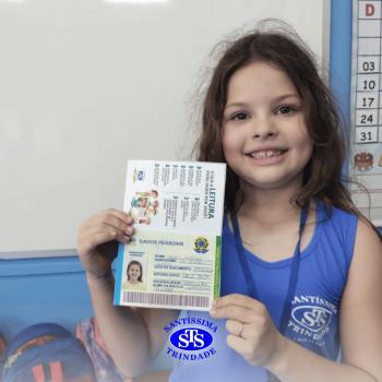 Alunos recebem passaporte da leitura | 1º ano