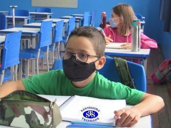 Retorno presencial: 4º, 8º e 9º anos
