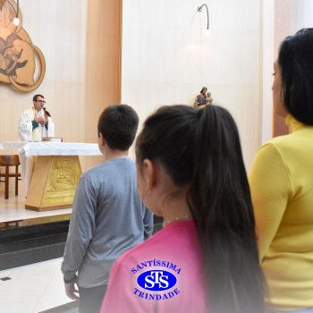 Missa na Capela conta com participação dos estudantes e famílias do 4º ano