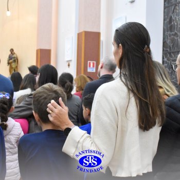 Missa na Capela conta com participação dos estudantes e famílias do 4º ano