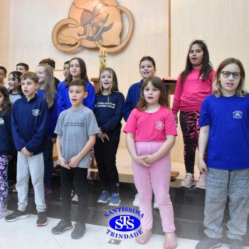 Missa na Capela conta com participação dos estudantes e famílias do 4º ano